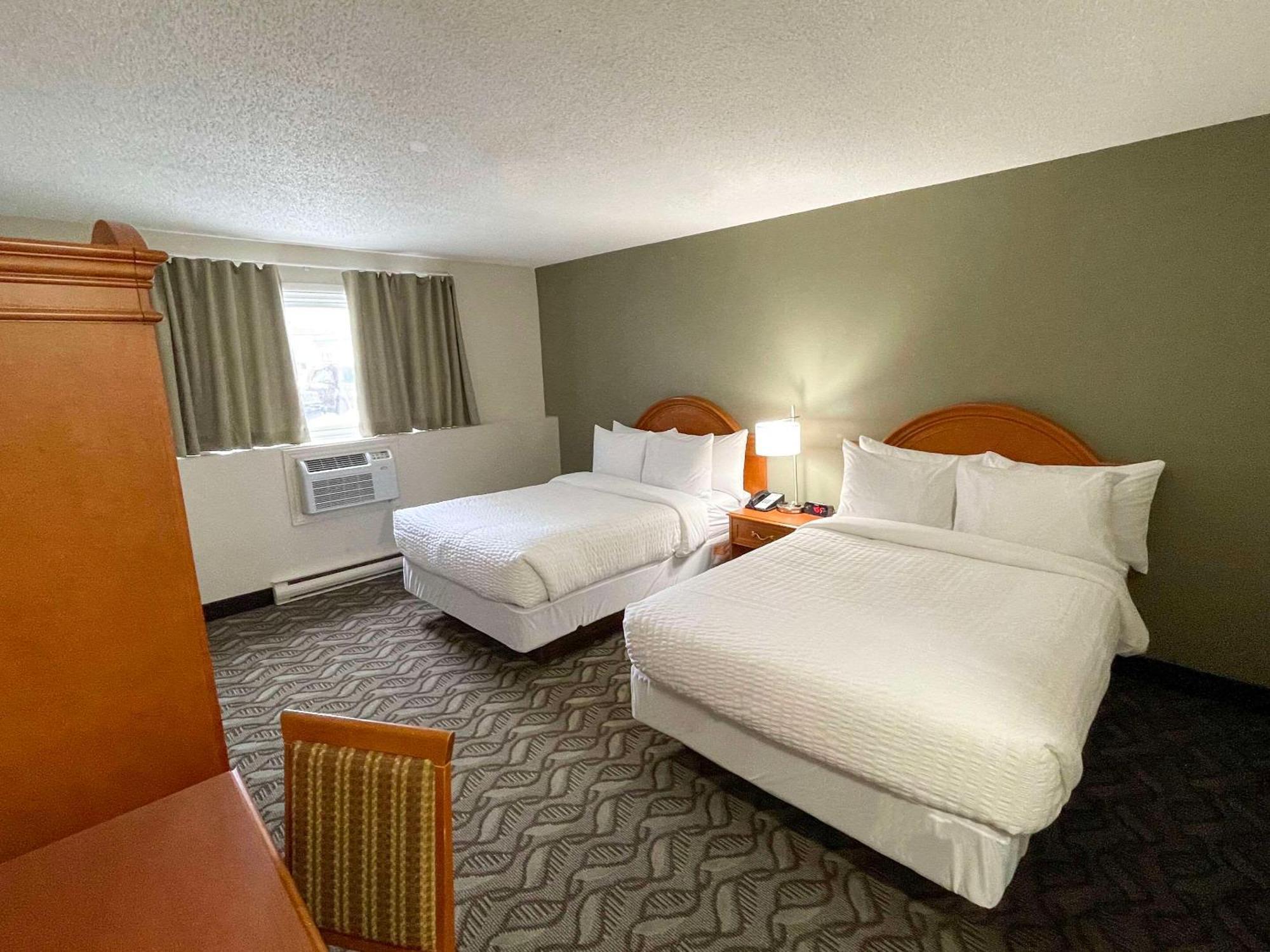 Rodeway Inn Sudbury Esterno foto