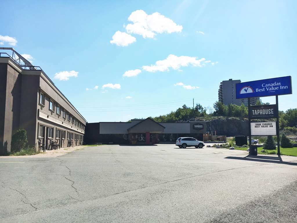 Rodeway Inn Sudbury Esterno foto