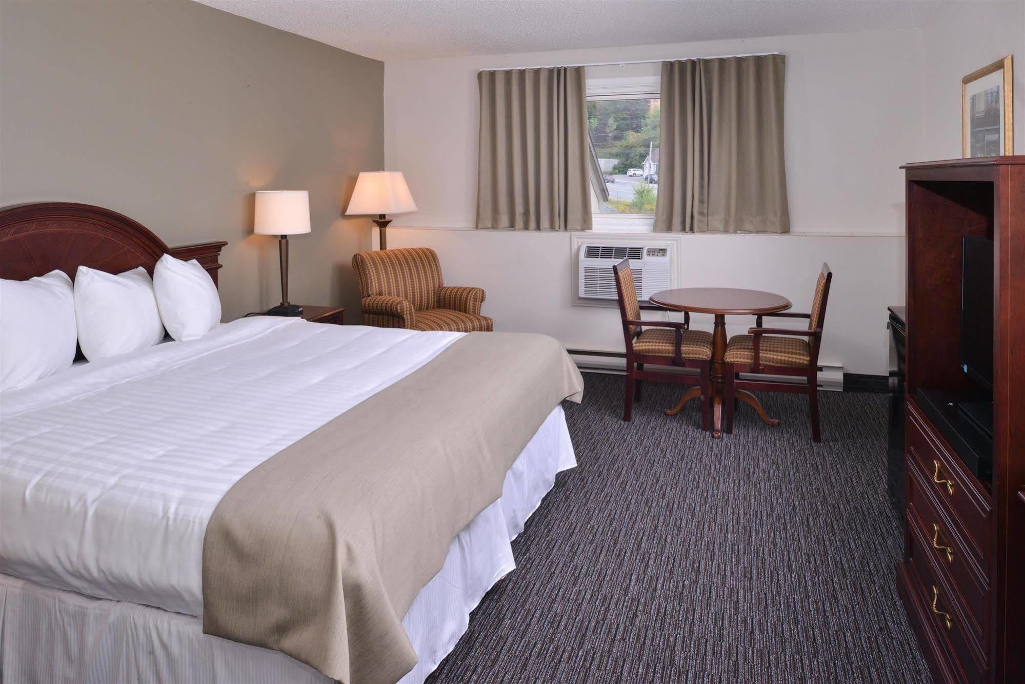 Rodeway Inn Sudbury Esterno foto