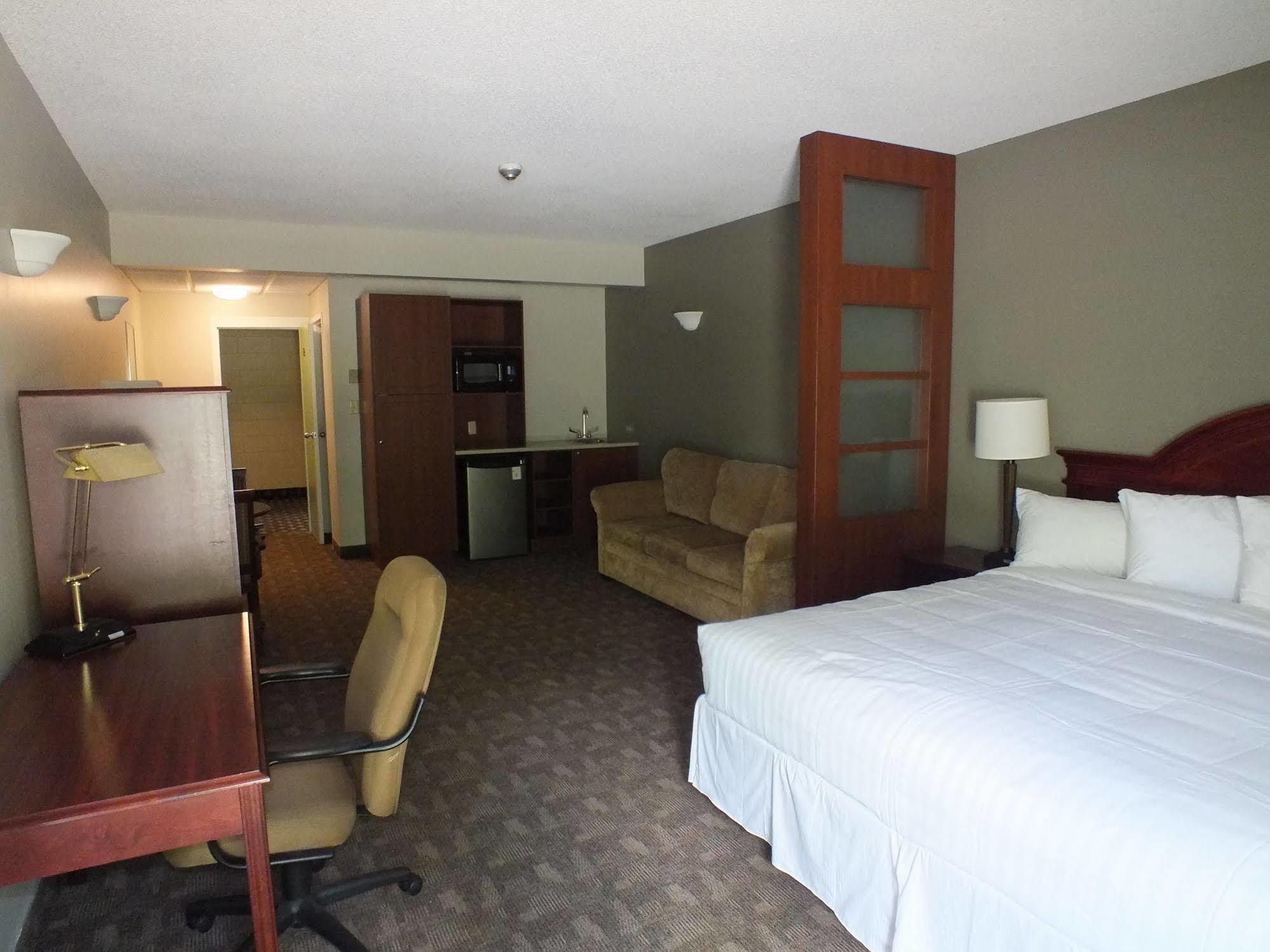 Rodeway Inn Sudbury Esterno foto